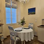 La Maison Chaleureuse * 리베락