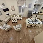 펜션 La Maison Chaleureuse 리베락