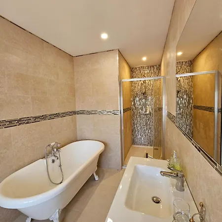 La Maison Chaleureuse 度假居 *