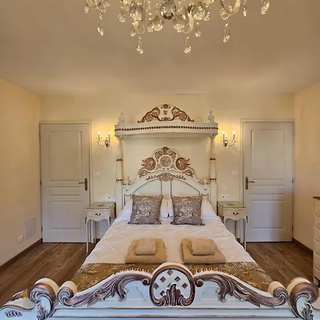 La Maison Chaleureuse Casa de Férias *