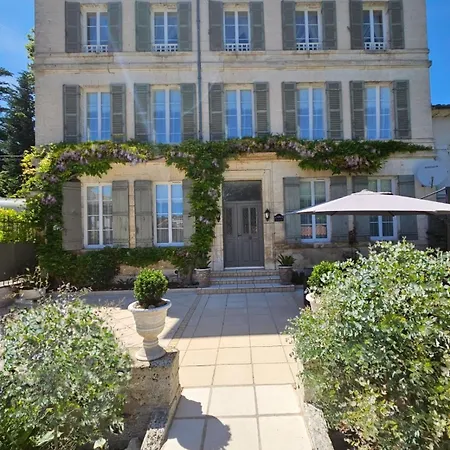 La Maison Chaleureuse 펜션 *